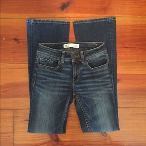 BKE Jeans ‘Audrey’ Sz 26 Slim fit, Mid-Rise, Boot